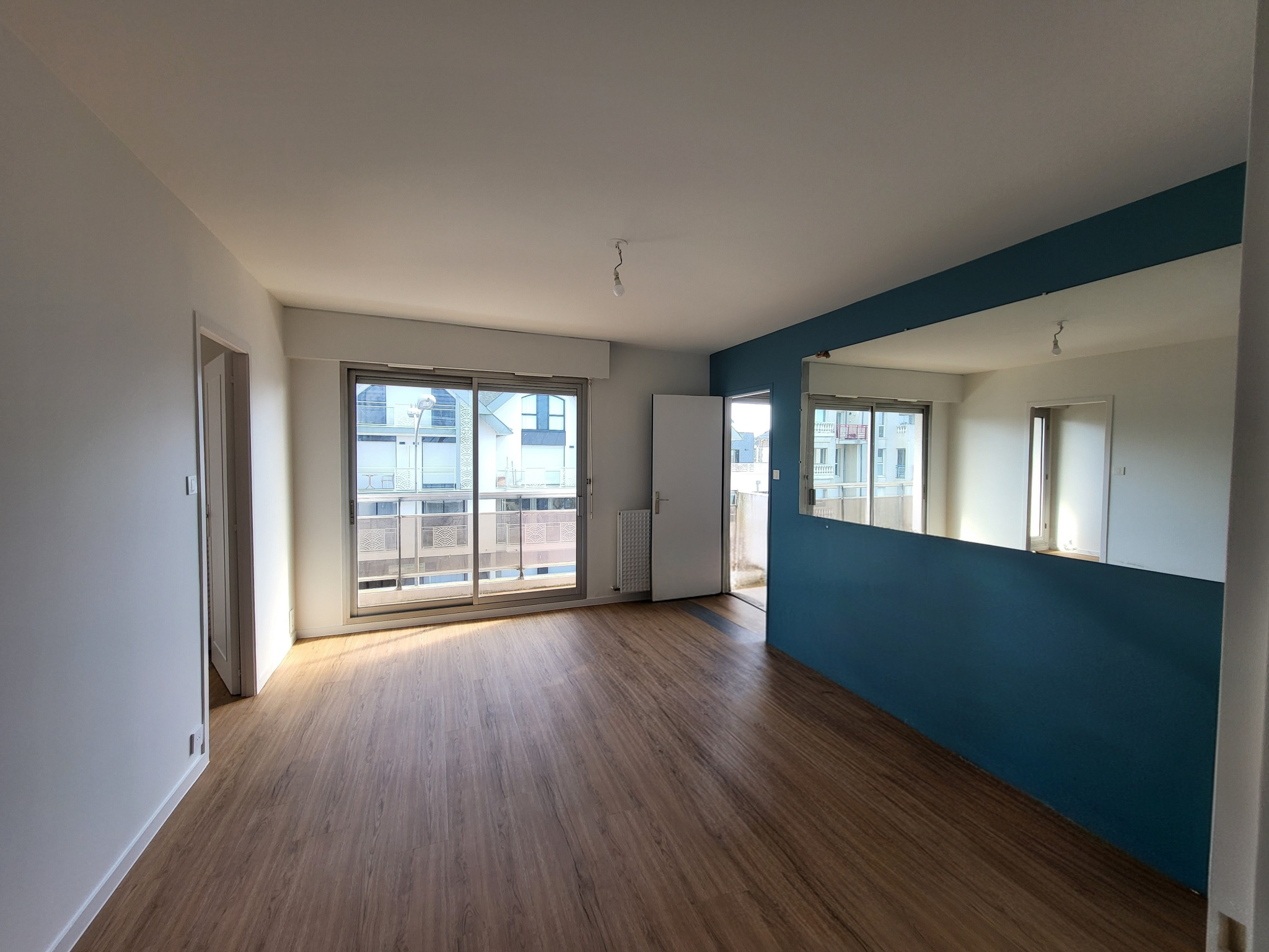 Appartement de type T3 entièrement rénové proche quartier Arago