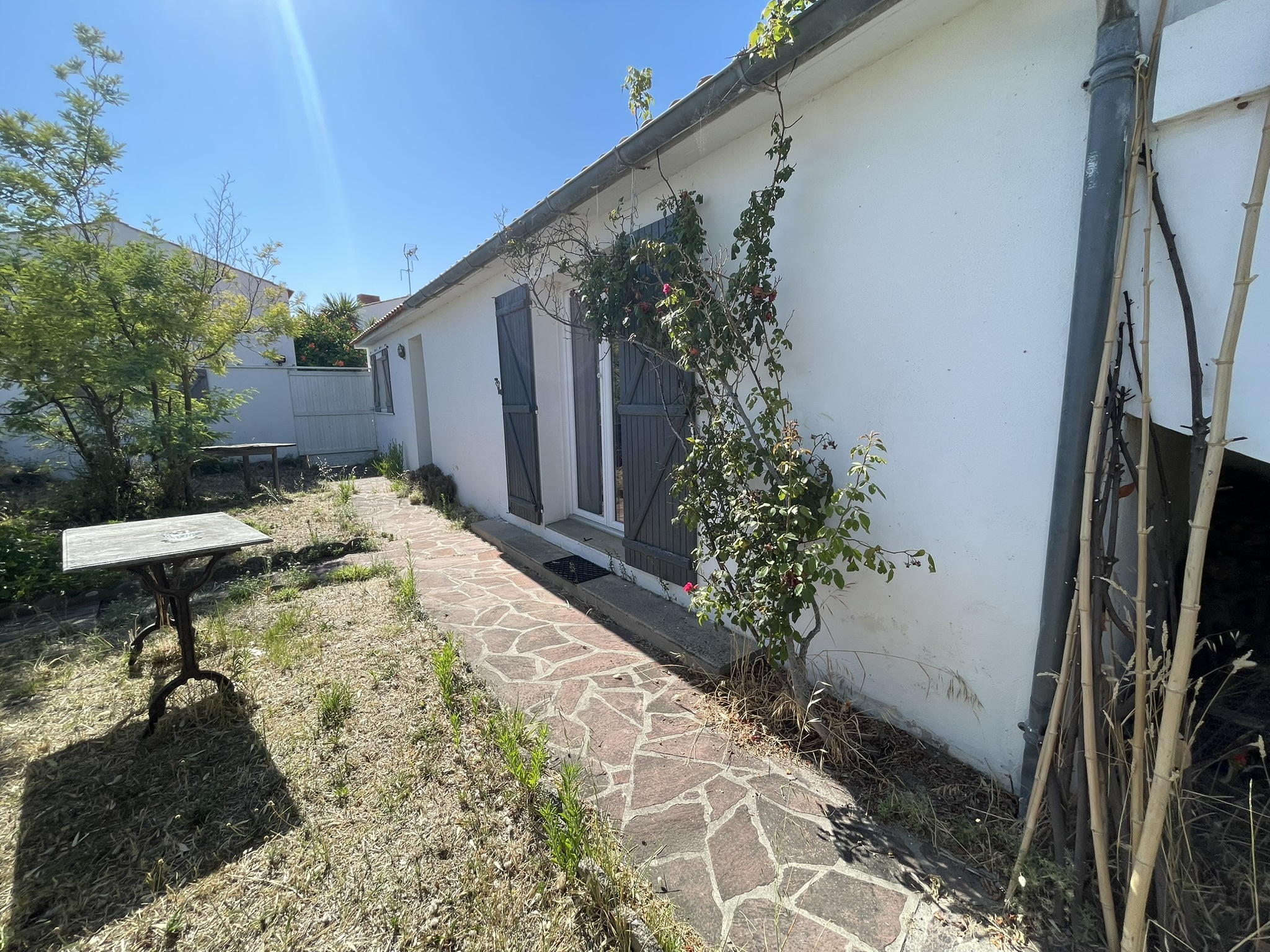 Authenticité, charme et potentiel  - Maison 4 pièces