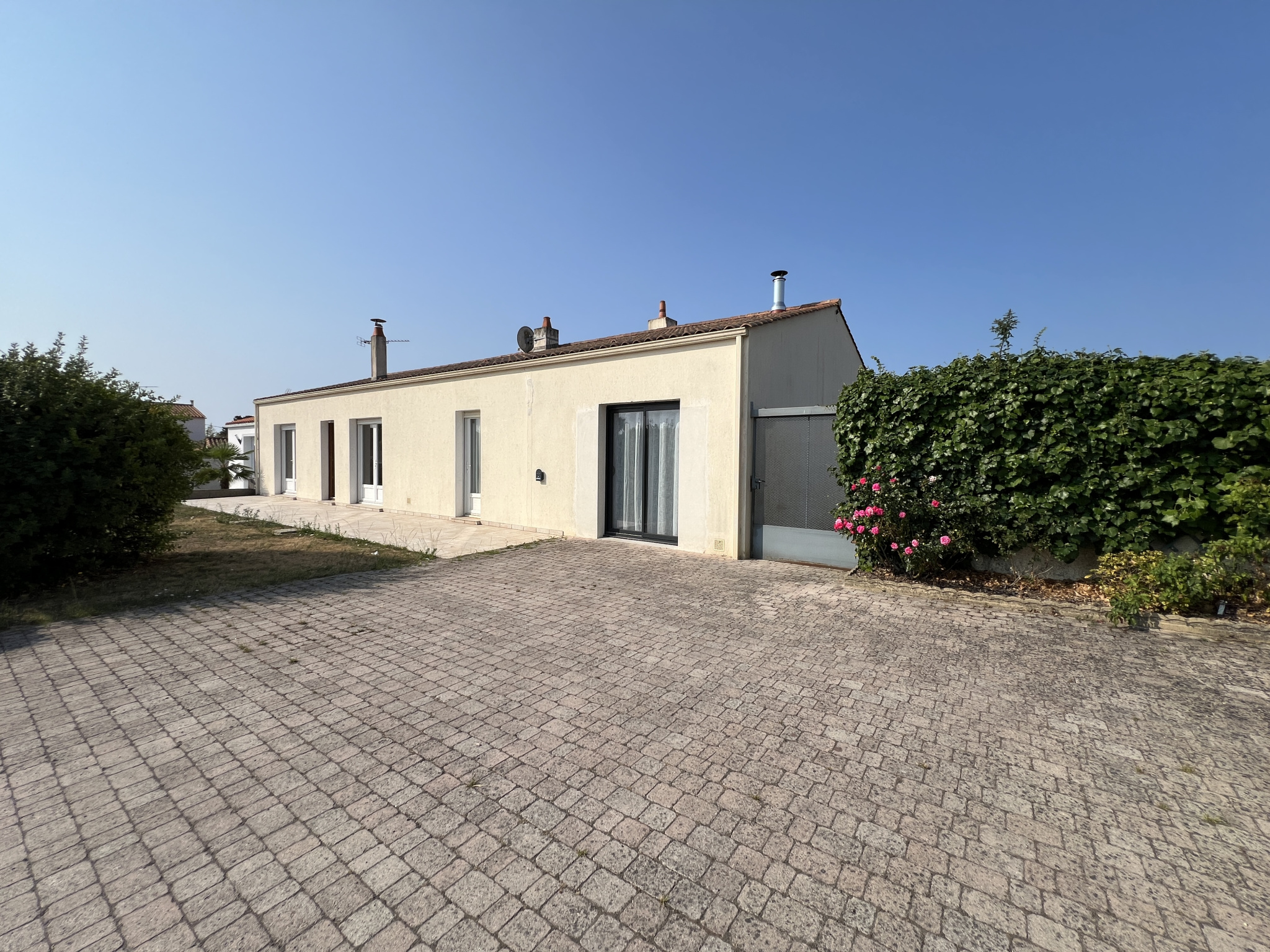 Maison de plain-pied   151 m2 habitables   Quartier du Puits Rochais, Le Château d’Olonne