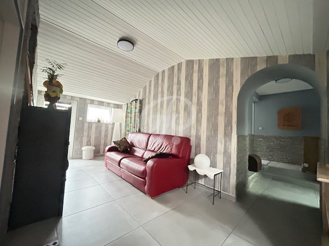 Maison longère 5 pièces 157 m2 avec 6000m2 de terrain