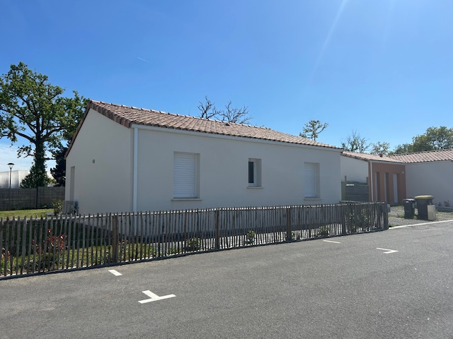 A louer maison neuve 2 chambres meublée