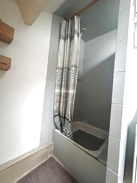 A Vendre à COEX, maison familiale avec potentiel