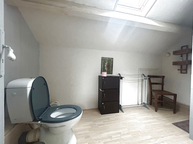 A Vendre à COEX, maison familiale avec potentiel