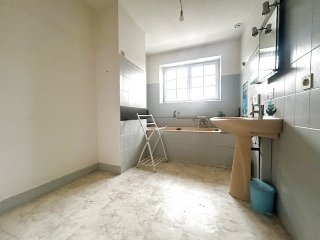 A Vendre à COEX, maison familiale avec potentiel