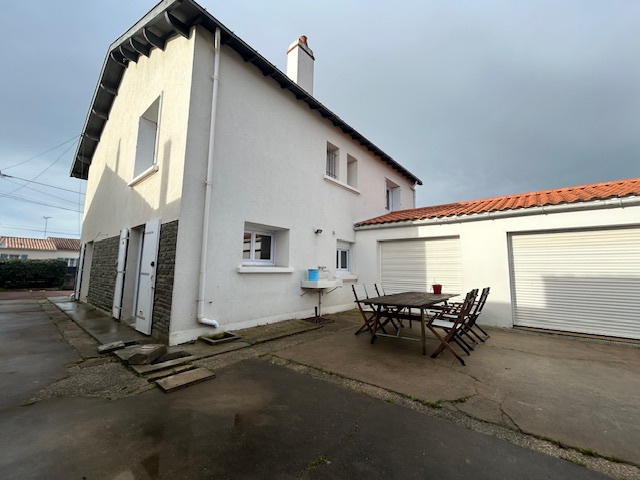 Maison à étage st Gilles croix de vie